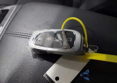 2022 Hyundai Tucson Sel z USA, uszkodzony, nr VIN 5NMJBCAE3NH125964